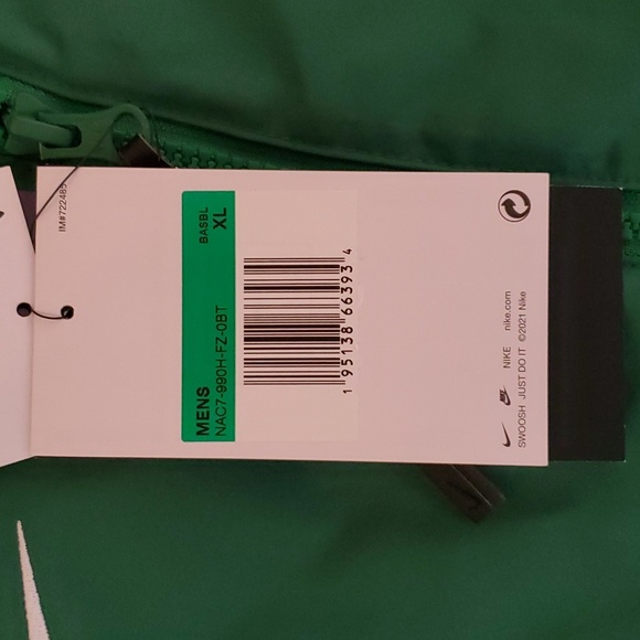 Nike Oakland A's Authentic Dugout Performance Full-Zip Jacket. - Picture 4 of 9